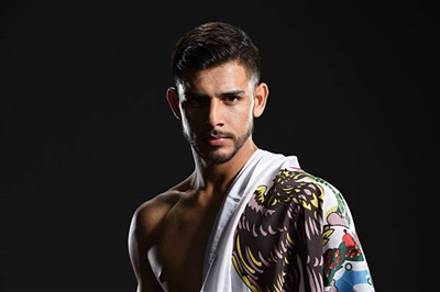 Yair Rodriguez Poster 3525429
