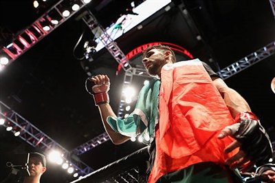 Yair Rodriguez Poster 3525475