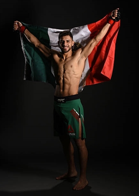 Yair Rodriguez Poster 3525490