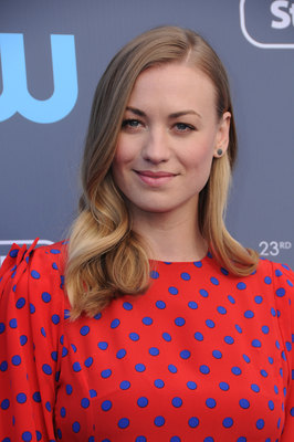 Yvonne Strahovski Poster 3012680