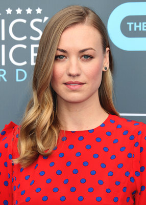 Yvonne Strahovski Poster 3012687