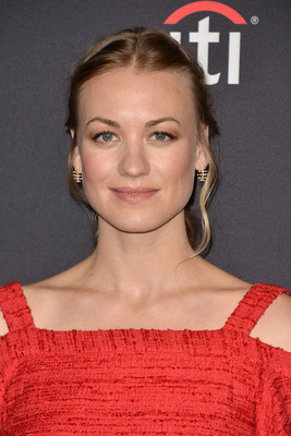 Yvonne Strahovski Poster 3200531