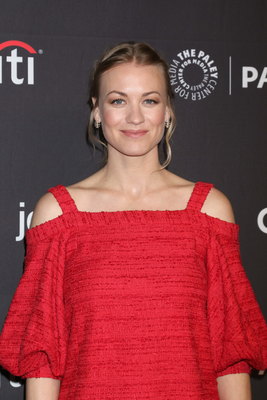 Yvonne Strahovski Poster 3200540