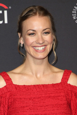 Yvonne Strahovski Poster 3200549