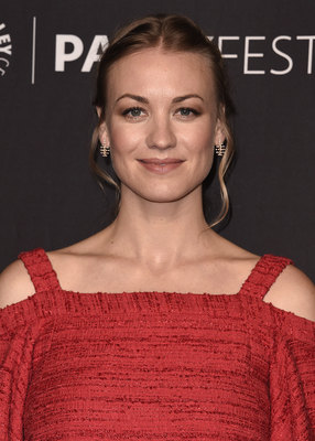 Yvonne Strahovski Poster 3200553