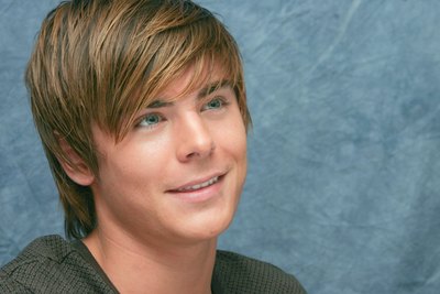 Zac Efron Poster 2232333