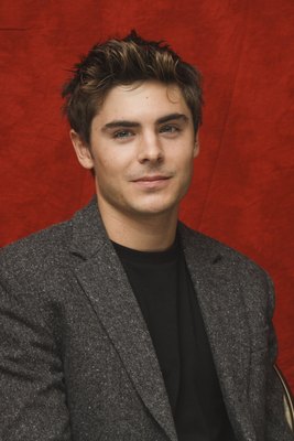 Zac Efron Poster 2258259