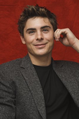 Zac Efron Poster 2258350