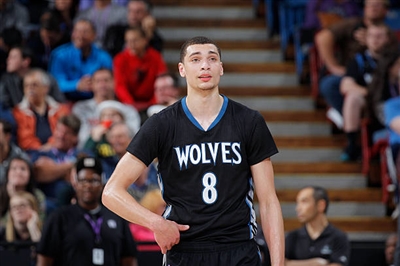 Zach LaVine Poster 3417045