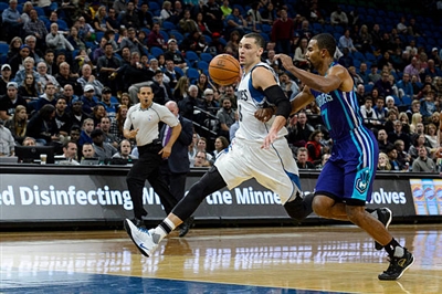 Zach LaVine Poster 3417168