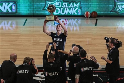 Zach LaVine Poster 3417318
