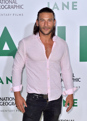 Zach Mcgowan Poster 2795839