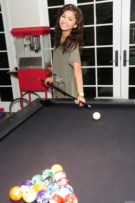 Zendaya Coleman Poster 2008137