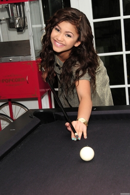 Zendaya Coleman Poster 2008156