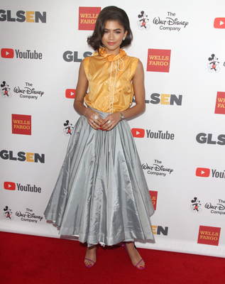 Zendaya Poster 2834577