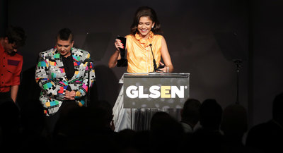 Zendaya Poster 2834589