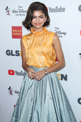 Zendaya Poster 2835086