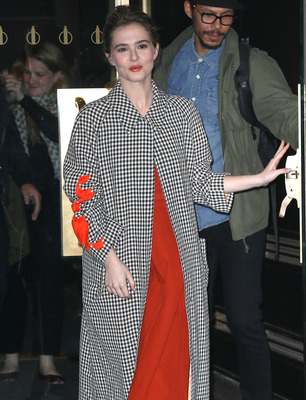 Zoey Deutch Poster 2697561
