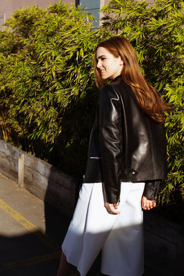 Zoey Deutch Poster 2697949