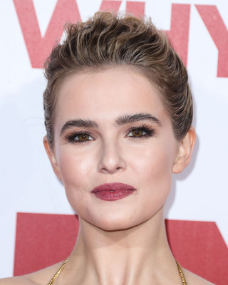Zoey Deutch Poster 2697950