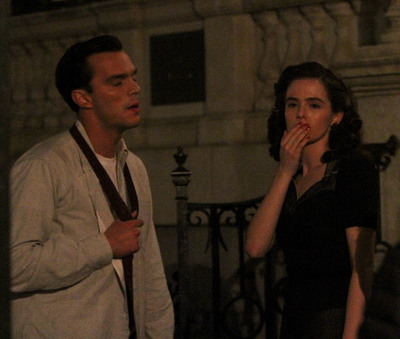 Zoey Deutch Poster 2698014