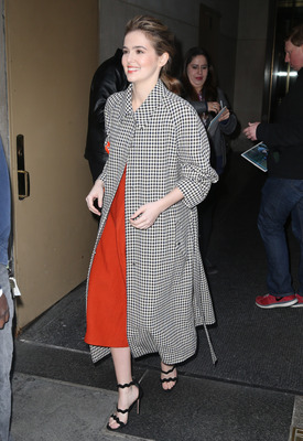 Zoey Deutch Poster 2698159