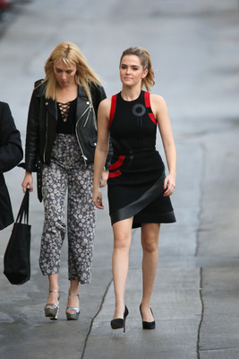 Zoey Deutch Poster 2698368