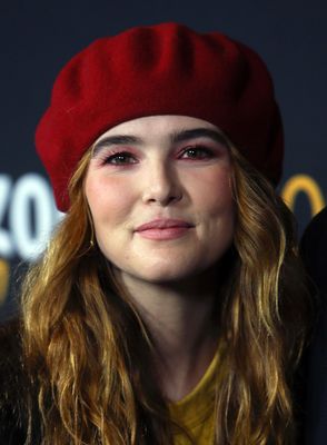 Zoey Deutch Poster 2860317