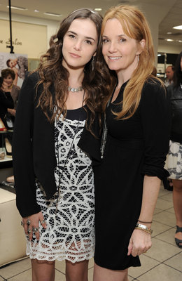 Zoey Deutch Poster 2860335