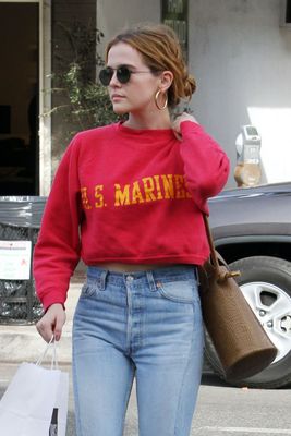 Zoey Deutch Poster 2910268