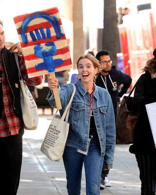 Zoey Deutch Poster 3003920