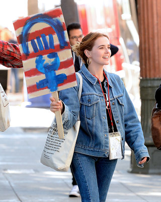Zoey Deutch Poster 3003927