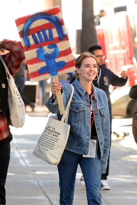 Zoey Deutch Poster 3003929
