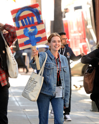 Zoey Deutch Poster 3003983