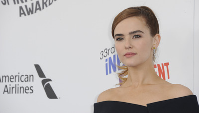Zoey Deutch Poster 3181060