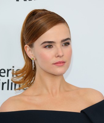 Zoey Deutch Poster 3181125