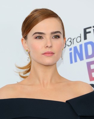 Zoey Deutch Poster 3181318