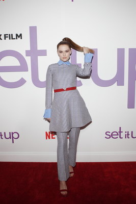 Zoey Deutch Poster 3271737