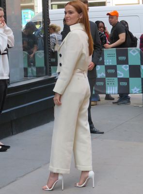 Zoey Deutch Poster 3271984