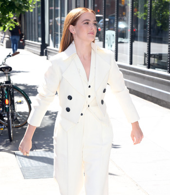 Zoey Deutch Poster 3300757