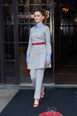 Zoey Deutch Poster 3311242