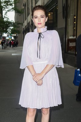 Zoey Deutch Poster 3313227