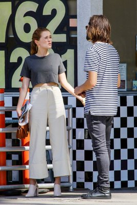 Zoey Deutch Poster 3314050
