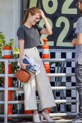 Zoey Deutch Poster 3314059