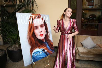 Zoey Deutch Poster 3314070