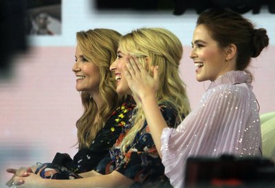 Zoey Deutch Poster 3321524
