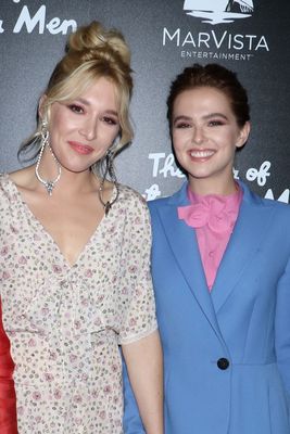 Zoey Deutch Poster 3321792