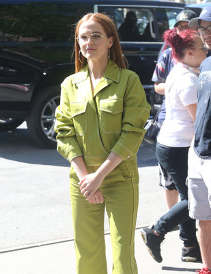 Zoey Deutch Poster 3362865