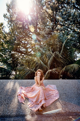 Zoey Deutch Poster 3664952