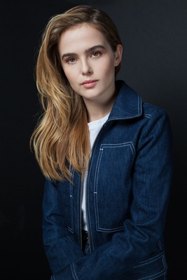 Zoey Deutch Poster 3664955